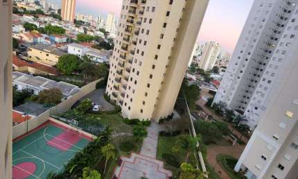 Versátil apartamento tipo para locação com 2 quartos, sendo 1 suíte, 70m²