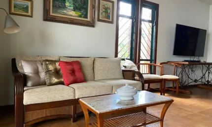 Casa com 3 quartos à venda na Avenida Uirapuru, Cidade Jardim, Uberlândia