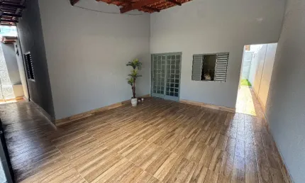 Casa com 3 quartos à venda na Rua da Criança, Parque das Laranjeiras, Uberlândia