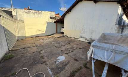 Casa com 3 quartos à venda na Rua Rio Tibre, Mansour, Uberlândia