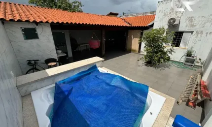 Casa com 3 quartos à venda na Rua Planalto Borborema, São Jorge, Uberlândia