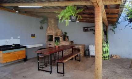 Casa com 3 quartos à venda na Avenida Filadélfia, Jardim Canaã, Uberlândia