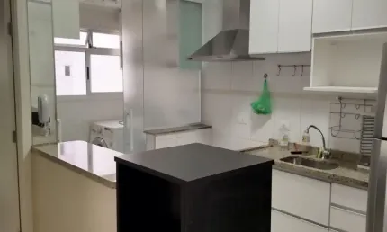 Ótimo apartamento mobiliado para locação na praça do Habibis