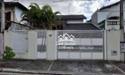 Casa com 3 dormitórios à venda, 180 m² por R$ 890.000,00 - Jardim Realce - Suzano/SP