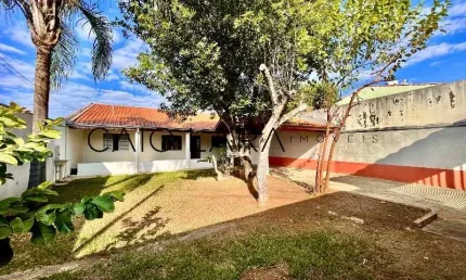 Casa com 2 quartos à venda no Jardim Celani, Salto , 153 m2 por R$ 590.000