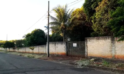 Terreno à venda na Rua Professor Yukio Saito, 200, Vila Morangueira, Maringá