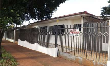 ALUGA-SE CASA JD ALVORADA AO LADO DO CENTRO ESPORTIVO