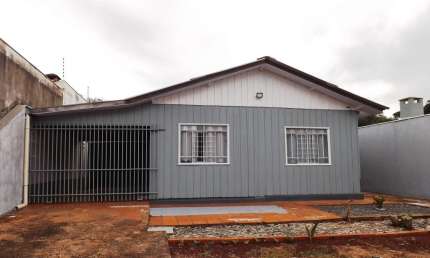Casa com 3 quartos para alugar na Rua Uruguai, 469, Jardim Alvorada, Maringá
