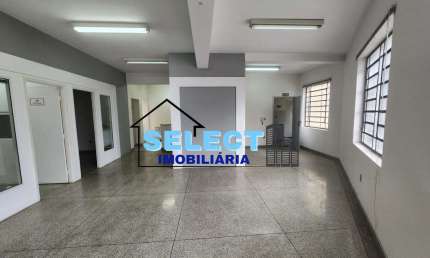 Sala comercial com 4 salas para alugar na Rua Dom João VI, 323, Jardim Santo Antônio, Valinhos