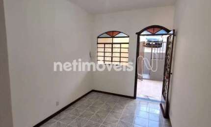 Casa com 3 quartos para alugar na Rua Augusto José dos Santos, Betânia, Belo Horizonte