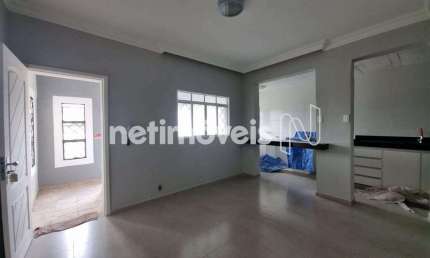 Casa com 4 quartos para alugar no Jardim América, Belo Horizonte 