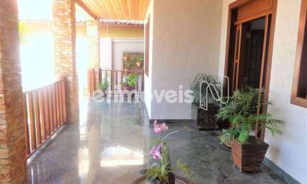 Casa com 4 quartos à venda na Rua Frederico Cornélio, Caiçaras, Belo Horizonte