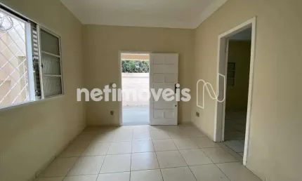 Casa comercial com 4 salas para alugar na Rua Rio Claro, Prado, Belo Horizonte