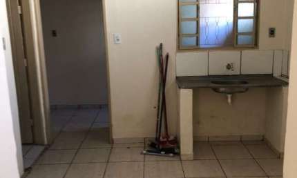 Casa com 2 dormitórios para locação,68.00 m , Saraiva, UBERLANDIA - MG