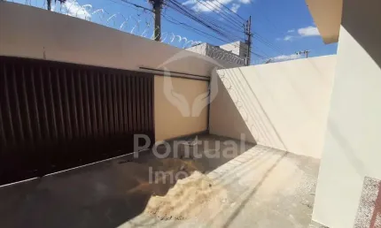 Casa com 3 dormitórios para locação, Custódio Pereira, UBERLANDIA - MG