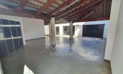 Casa com 3 dormitórios para locação, Santa Rosa, UBERLANDIA - MG