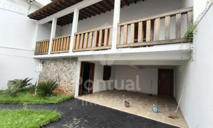 Casa com 6 dormitórios para locação, Tabajaras, UBERLANDIA - MG