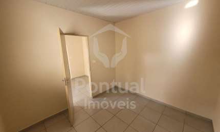Casa   Kitinet com 1 dormitório para locação, Saraiva, UBERLANDIA - MG