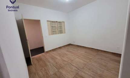 Casa para aluguel, 2 quartos, 1 vaga, Santa Mônica - Uberlândia MG