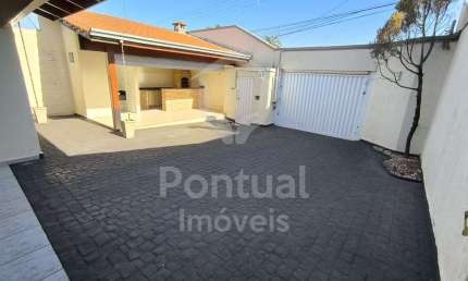 Casa com 3 dormitórios para locação, Jardim Patricia, UBERLANDIA - MG