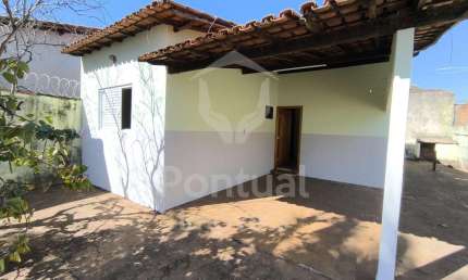 Casa com 3 dormitórios para locação, Taiaman, UBERLANDIA - MG