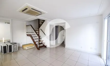 CASA EM CONDOMIO COM LAZER COMPLETO E PRÓXIMO A TODOS OS COMÉRCIOS