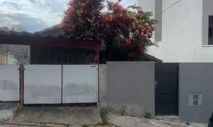 Casa com 2 quartos à venda na Rua José Osvaldo, Vila Gustavo, São Paulo