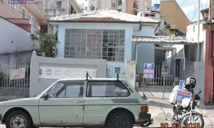 Casa com 2 quartos para alugar na Rua Quedas, Vila Isolina Mazzei, São Paulo
