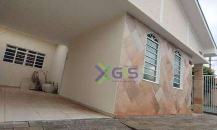Casa com 3 dormitórios para alugar por R$ 2.609,00/mês - Vila Moreira - São José do Rio Preto/SP