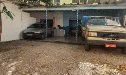 Casa à venda na Rua Ave Maria, Veleiros, São Paulo