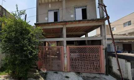 Casa à venda na Rua Sargento Otávio Mattos Barreiros, Jardim Nizia, São Paulo