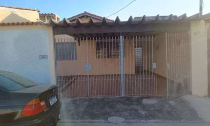 Casa com 2 quartos para alugar na Rua Padre Miguel Luís Teixeira, 318, Parque Colonial, São Paulo