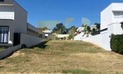 TERRENO À VENDA NO CONDOMÍNIO JARDIM RESIDENCIAL ALTO DE ITAICI