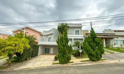 CASA À VENDA NO CONDOMÍNIO RESIDENCIAL PORTAL DOS IPÊS