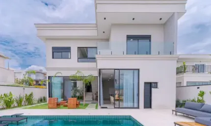 Sobrado no condomínio Jardim dos Lagos, Indaiatuba-SP - 4 quartos, 4 suítes - 434,46m².