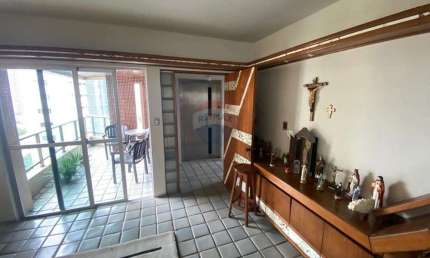 Vendo apartamento com ,168 mt2,3quartos,1 suíte ,2 vagas na av. Flôr de santana-Parnamirim -