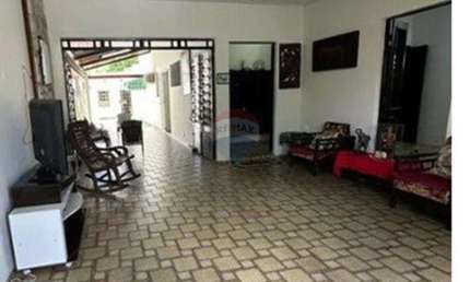 Vendo casa em campo grande com 230m²,5 quartos, 2 suítess,8 vagas por R$850.000