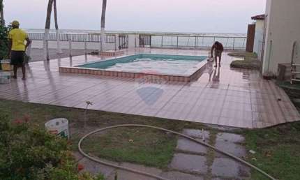 Vendo Flat à Beira Mar na Praia do Sossego na Ilha de Itamaracá com 63m², 2 quartos, Piscina