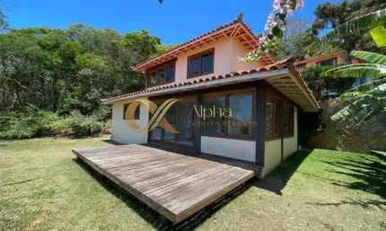 Casa com 3 suítes a venda na Ferradura - Armação dos Búzios - RJ.