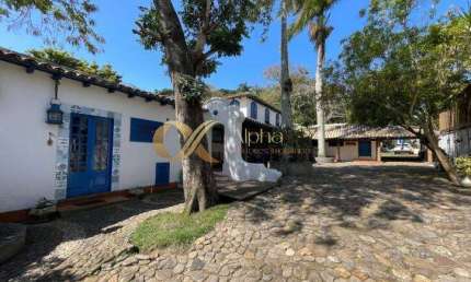 Casa perfil Buziano de 5 suítes na Praia dos Ossos, Armação dos Búzios - RJ