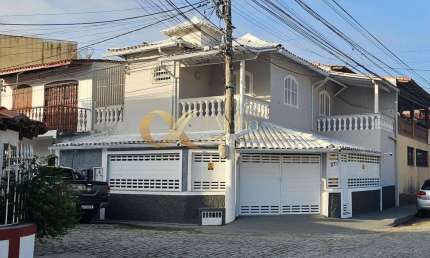 Casa Duplex com 3 quartos, próxima a Rodoviária em Cabo Frio - RJ