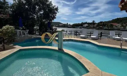 Casa Duplex em Condomínio Fechado com Canal Navegável – Ogiva, Cabo Frio/RJ