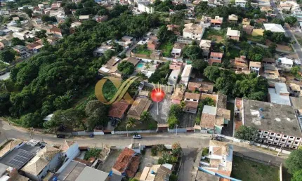 Casa à venda com 2 quartos (1 suíte) na Vila Verde, Armação dos Búzios/RJ.