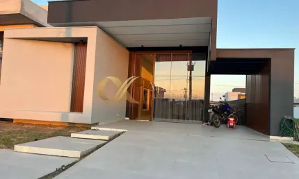 Casa à Venda no Condomínio Alphaville, com 02 quartos, sendo 02 suítes.