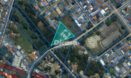Terreno à venda na Rua Assis Brasil, Barreirinha, Curitiba por R$ 1.800.000