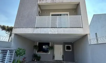 Casa com 3 quartos à venda na Rua Benedito Antunes de Oliveira, Uberaba, Curitiba, 250 m2 por R$ 1.350.000