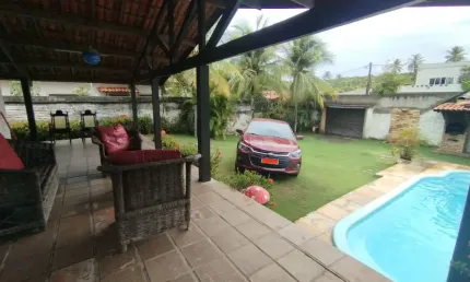 Linda casa  na Praia do Presídio com 4 quarto sendo 3 suítes.