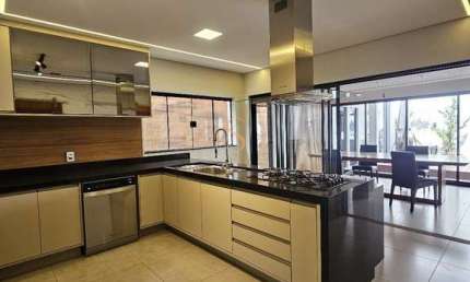 Casa com 4 quartos à venda no Centro, Franca 