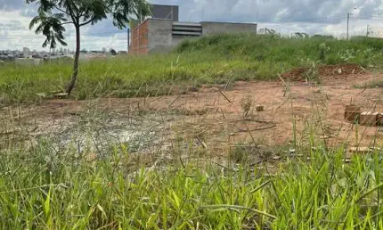 Terreno à venda no Jardim Ângela Rosa, Franca 
