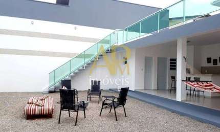 Casa à Venda na Praia do Sonho: 3 dorm (1 suíte com hidro) à 125m da Praia